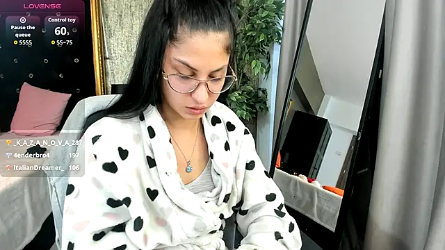 MelodyCruze's cam snapshot