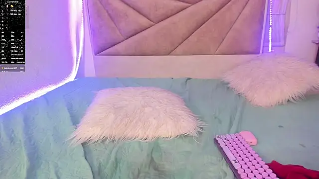 sharon_pretty12's cam snapshot