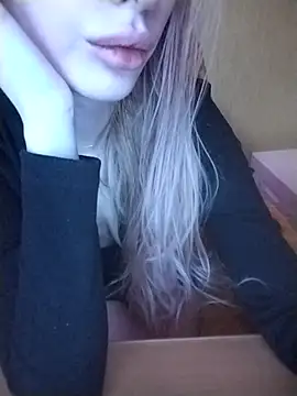 Elza_kom's cam snapshot