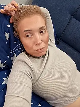 Conny_Shellie's cam snapshot