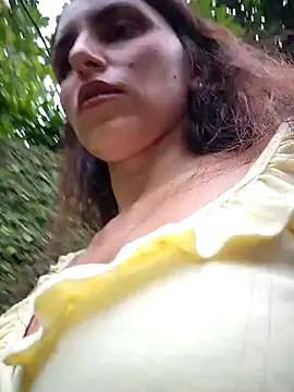 Izabella_Bella live sex cam