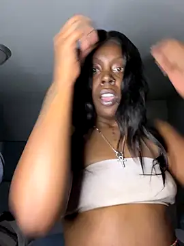 IntrovertedUnicorn's cam snapshot