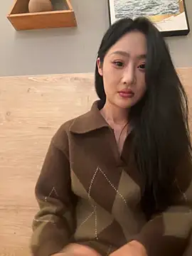 so-linger live sex cam