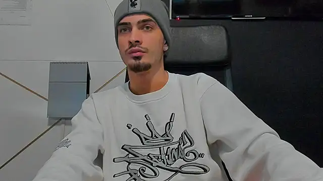 BrandonTate live sex cam