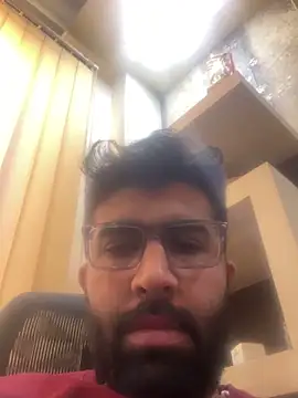 MonuSinghDr live sex cam