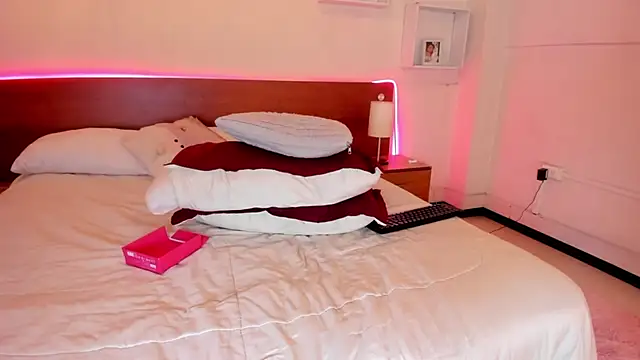 Cat__Moon__ live sex cam