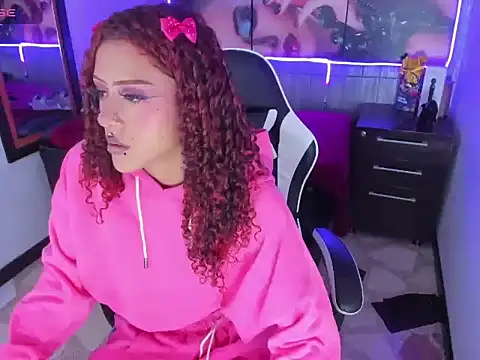 dolly_boob's cam snapshot