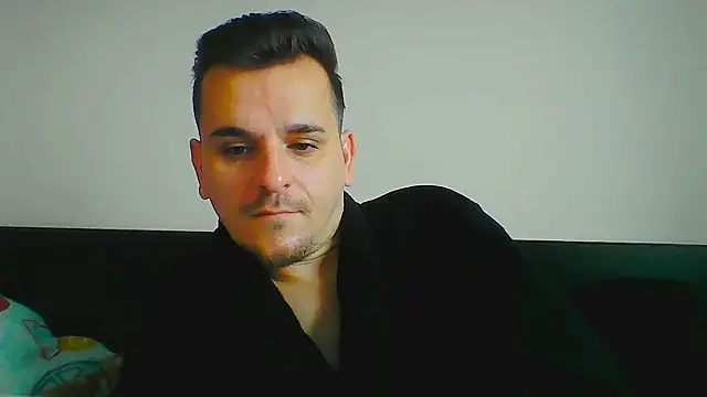 Huge_cock22cm's cam snapshot