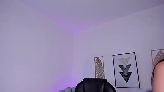 zharaa_fox's cam snapshot