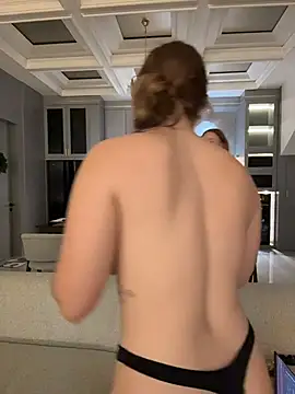 Nura_n_Sarah live sex cam