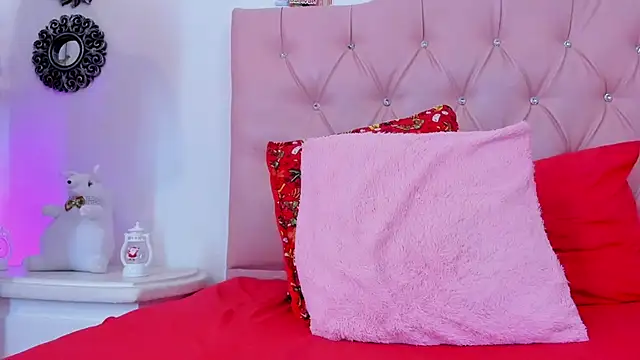 barbara_baker_'s cam snapshot