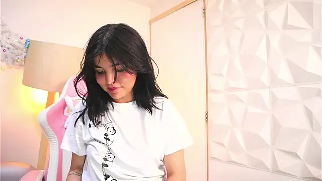 dianebleu's cam snapshot