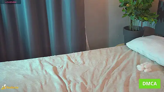 Bellacle live sex cam