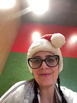 NataKitten live sex cam