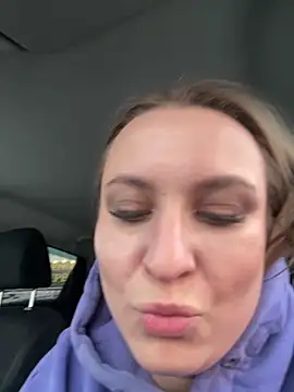 OlgaBuzzz's cam snapshot