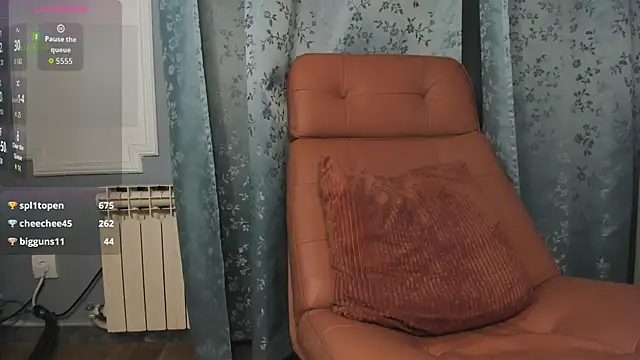 Naomi_Urban's cam snapshot