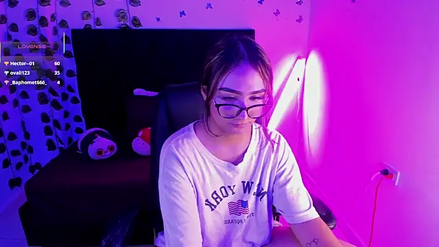 Anna_valerious7 live sex cam