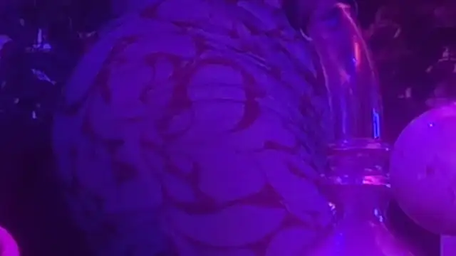 BareSlut6666LA live sex cam