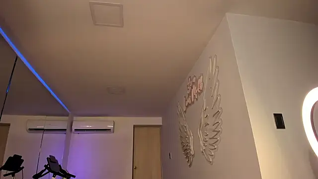 Maximo_Zahir live sex cam