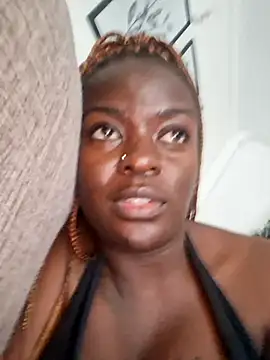 bustytemptress1 live sex cam