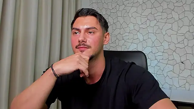 ClintMasters live sex cam