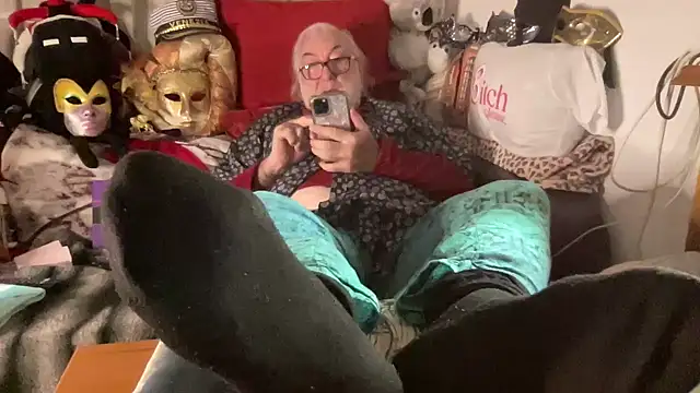 EroticVenetian live sex cam