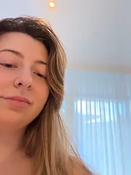 curvyflawless live sex cam