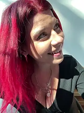 RiriRoseey's cam snapshot