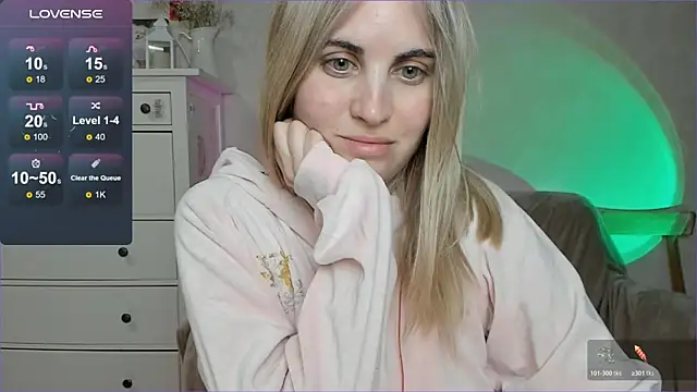 pawpaws's cam snapshot