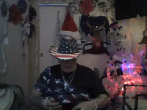 bigdaddyrooster live sex cam