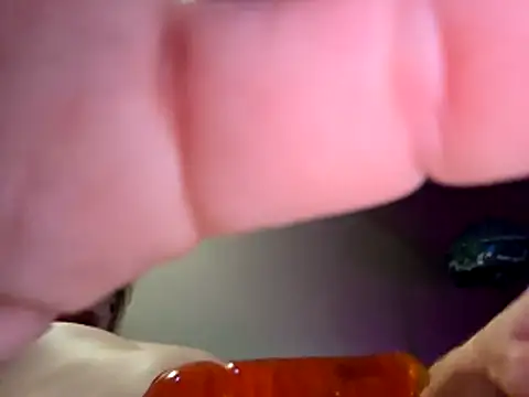 Travislovescum live sex cam