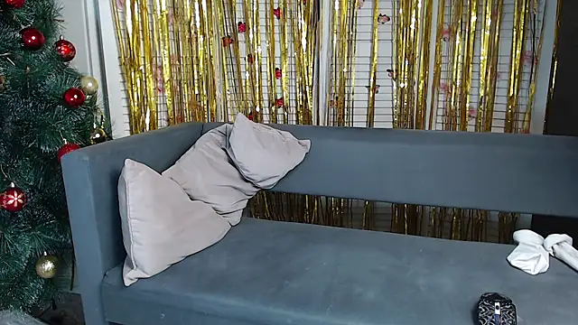 evaa_here_'s cam snapshot