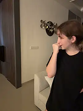 Nura_n_Sarah's cam snapshot