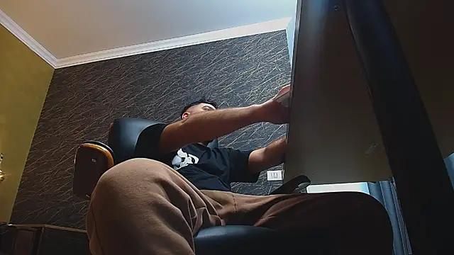 JoshKnights live sex cam