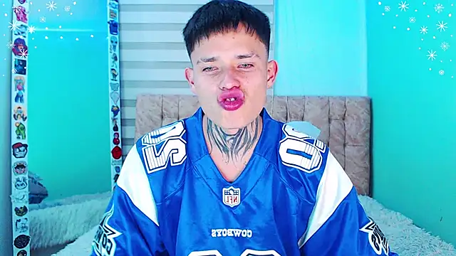 _justinmoon2 live sex cam