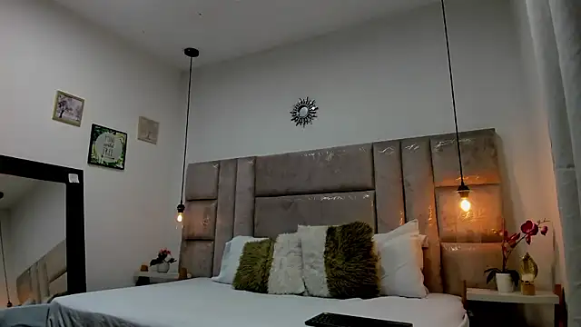 Ambar85 live sex cam