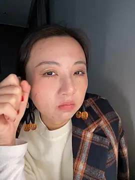 haiyan125216 live sex cam