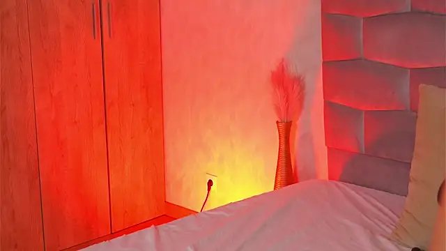 AnitaKariri live sex cam