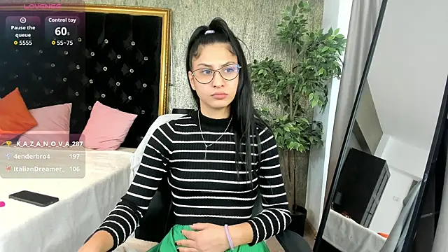 MelodyCruze's cam snapshot