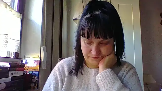 _squirty_cum_lady_'s cam snapshot