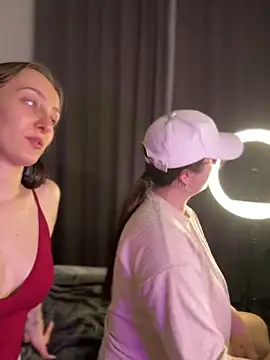 LuxBrunette_'s cam snapshot