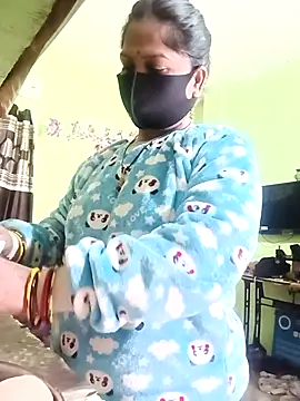 Mona_darling21's cam snapshot