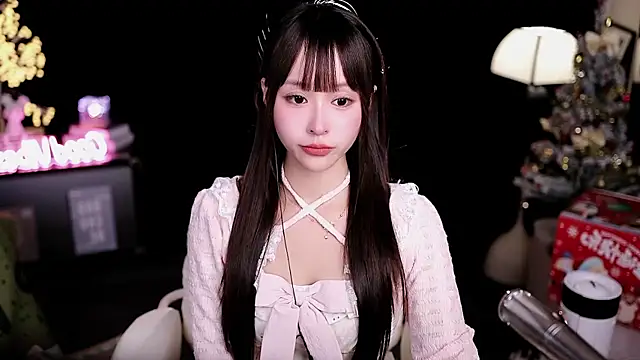 coward_by's cam snapshot