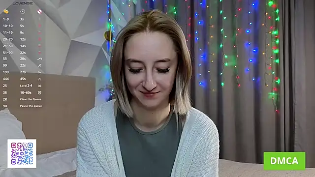 JodeeThu's cam snapshot