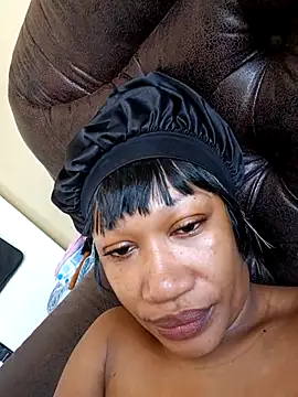 PuneeeLucee's cam snapshot