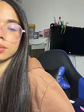 Milleradhara24's cam snapshot