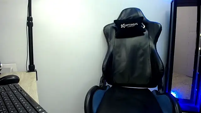 Tupac_D's cam snapshot