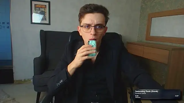 FelixStarkk live sex cam