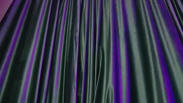 RavenFoxxy's cam snapshot