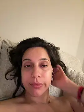 Natur4lBeautyb33's cam snapshot